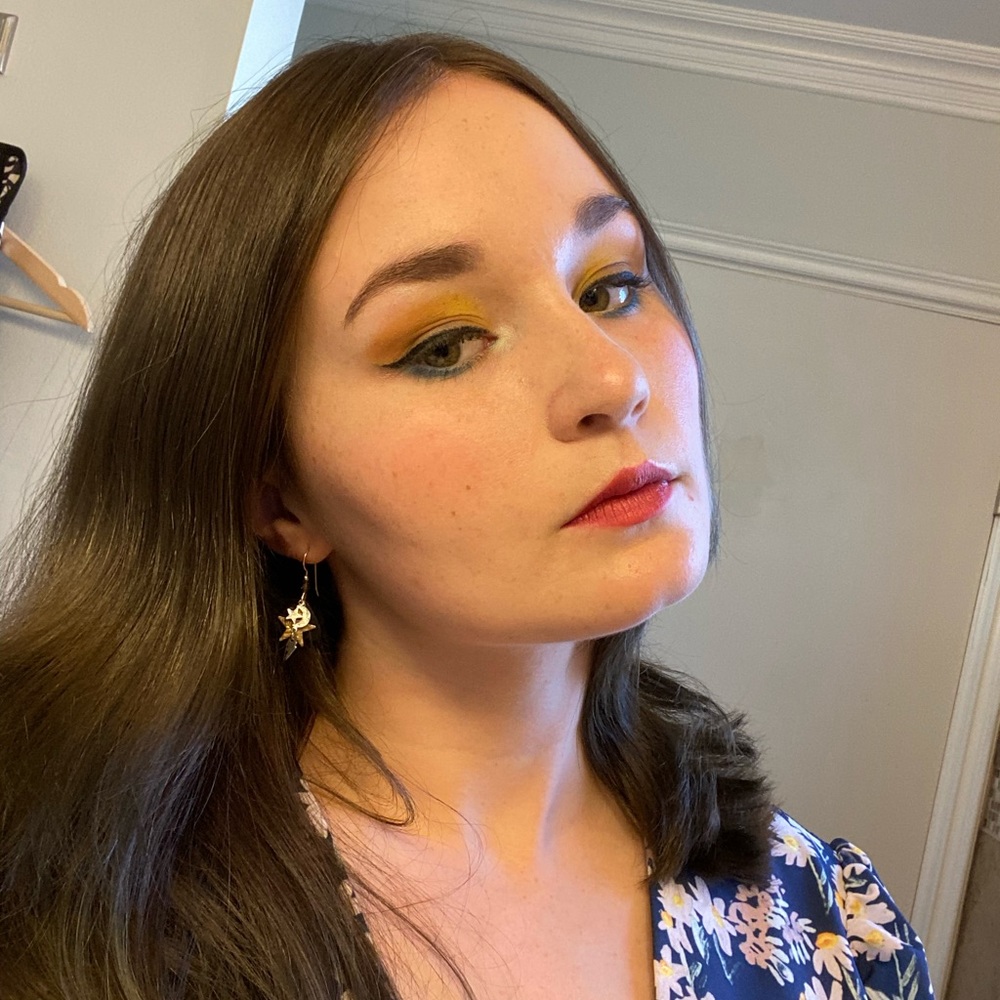 Meet your Posher, Elena